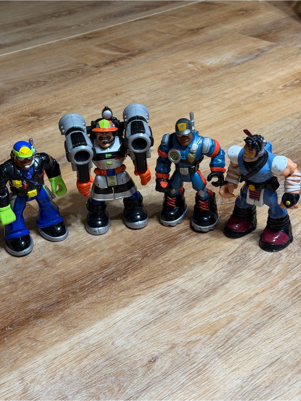 Vintage Fisher Price Rescue Heroes Mattel Lot Of 4 Action Figures